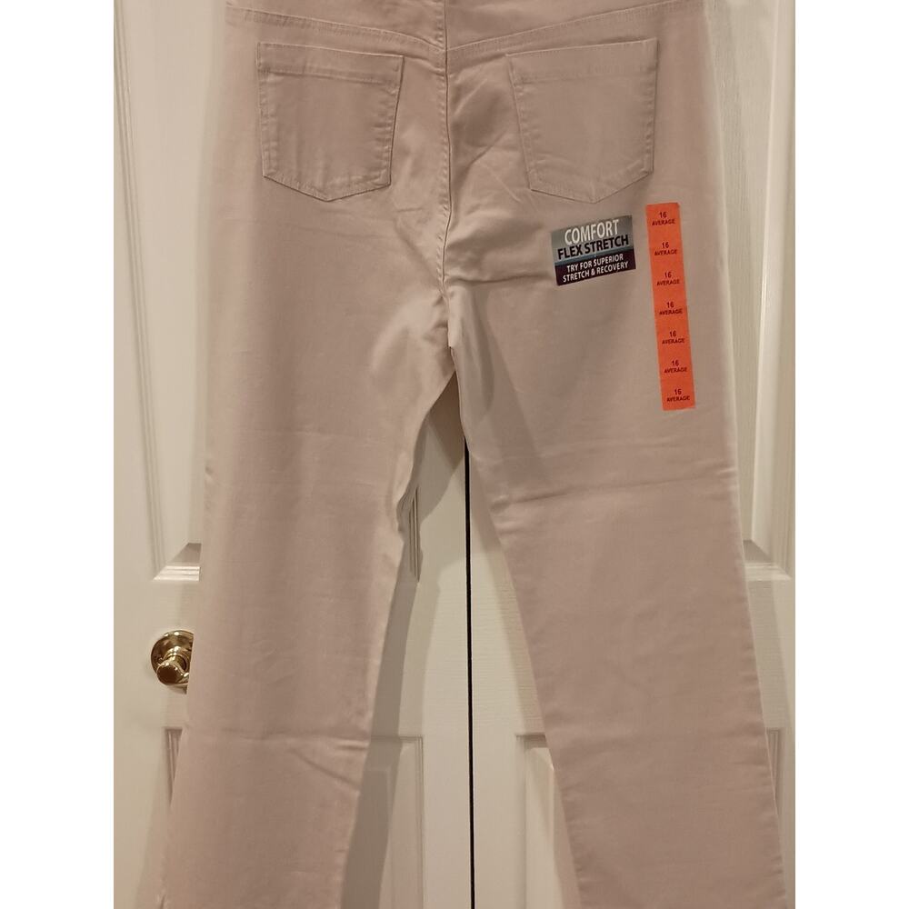 Gloria Vanderbilt Straight Leg Jeans in Light Beige - Picture 9 of 9